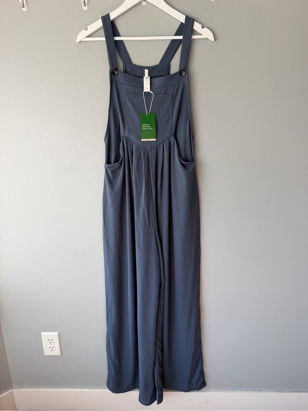 Halara blue adjustable button strap wide leg overalls Women’s sz M